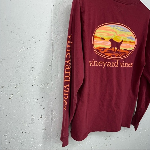 Vineyard Vines Men’s Size Small Scarlet Red Long Sleeve Sunset Dog Tee Shrit - Picture 7 of 16